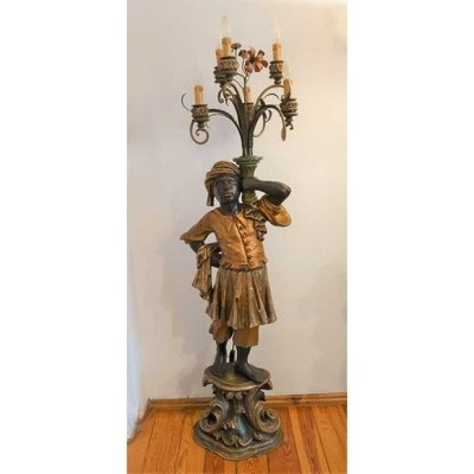 Lampa podłogowa