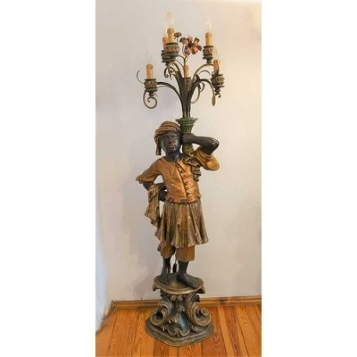 Lampa podłogowa
